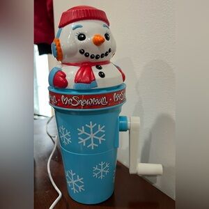 Vintage Mr. Snowman snow cone maker